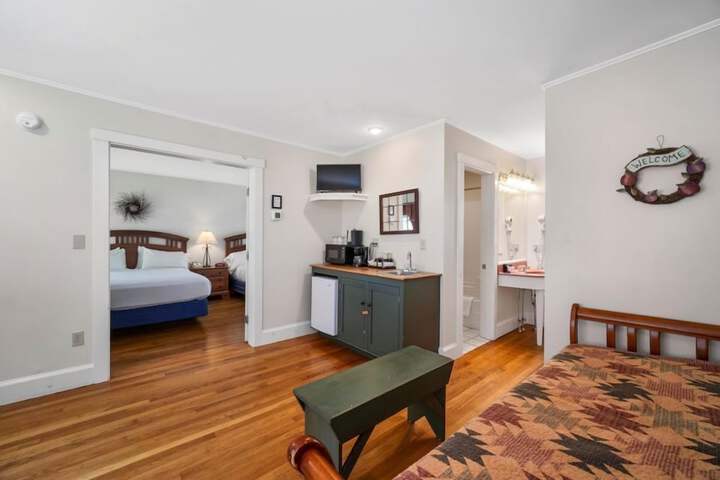 Room 50 of 80