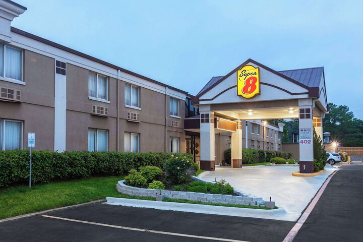 Hotel 3 of 27