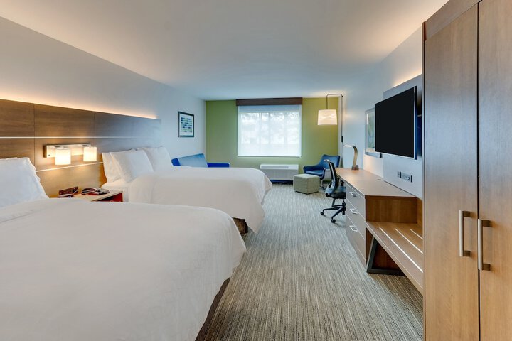 Room 30 of 79