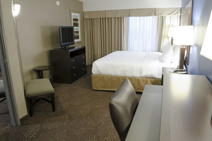 Room 48 of 89
