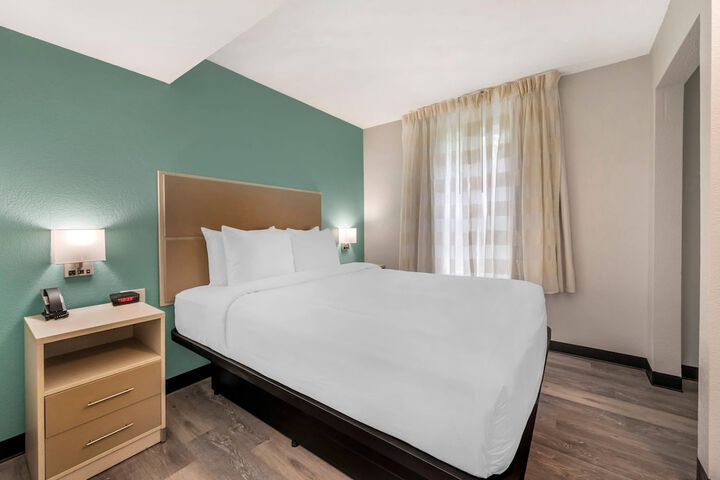 MainStay Suites Sterling near Dulles Town Center