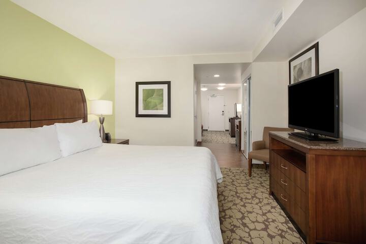 Hilton Garden Inn Lincoln Downtown / Haymarket
