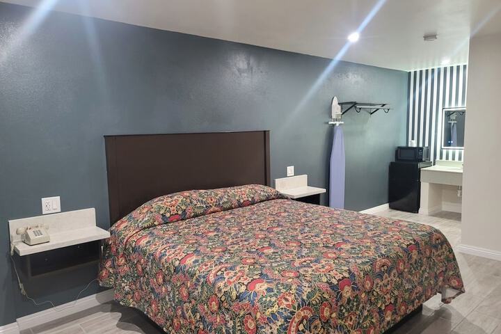 Room 32 of 89