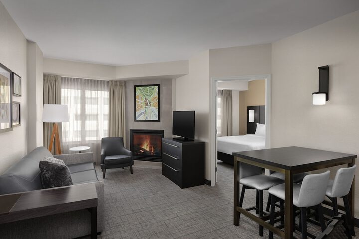 Room 21 of 30