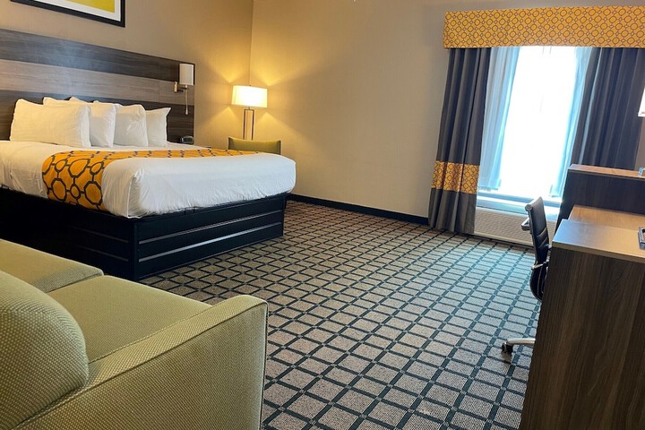 Room 31 of 33