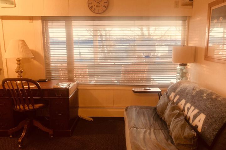 Room 72 of 130