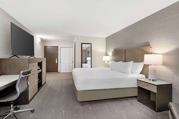 Best Western Plus Agate Beach Inn