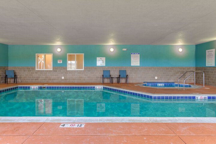 Pool 9 of 43