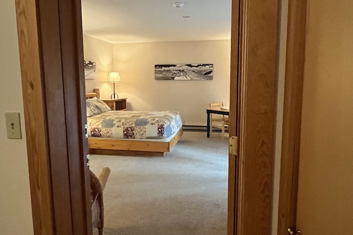 Room 169 of 210