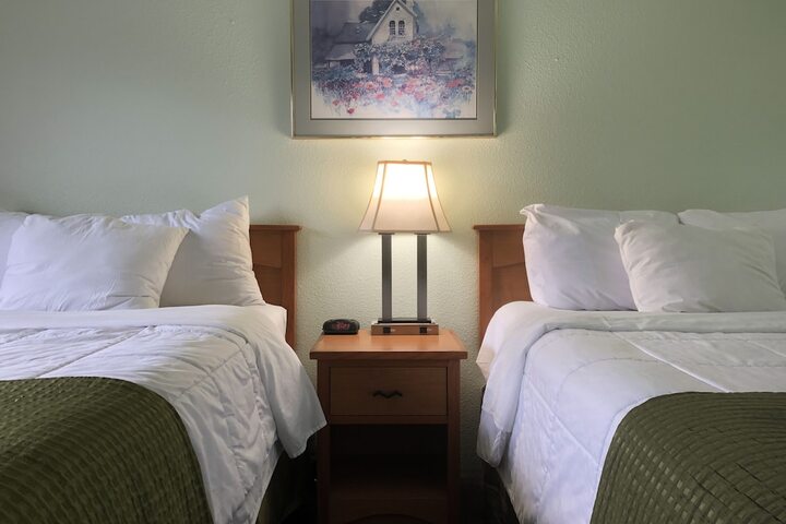 Room 15 of 23