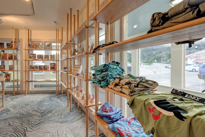 Gift Shop 154 of 159