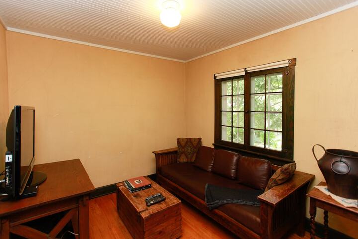 Craftsman Cottage