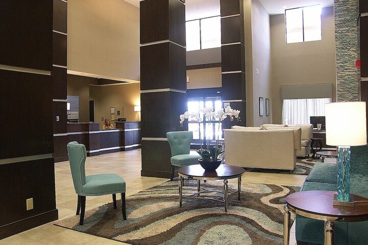 Holiday Inn Express Cleveland Northwest by IHG