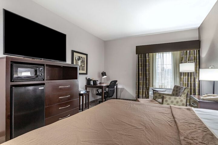 Room 25 of 30