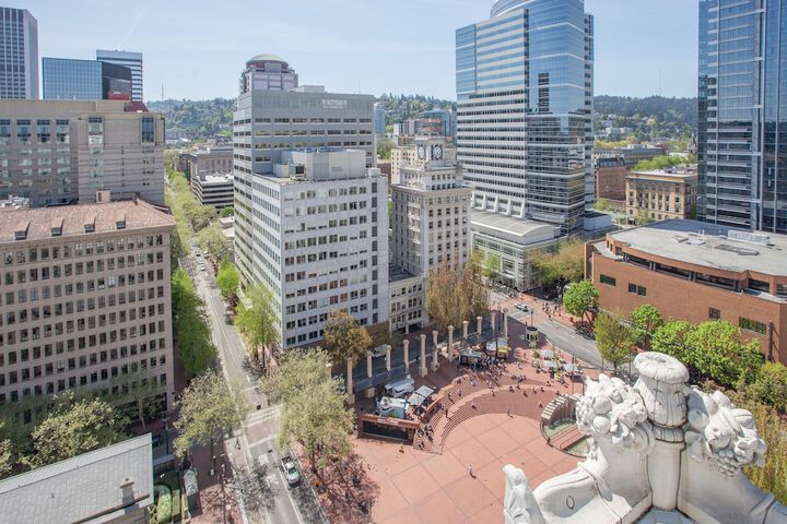 The Duniway Portland a Hilton Hotel