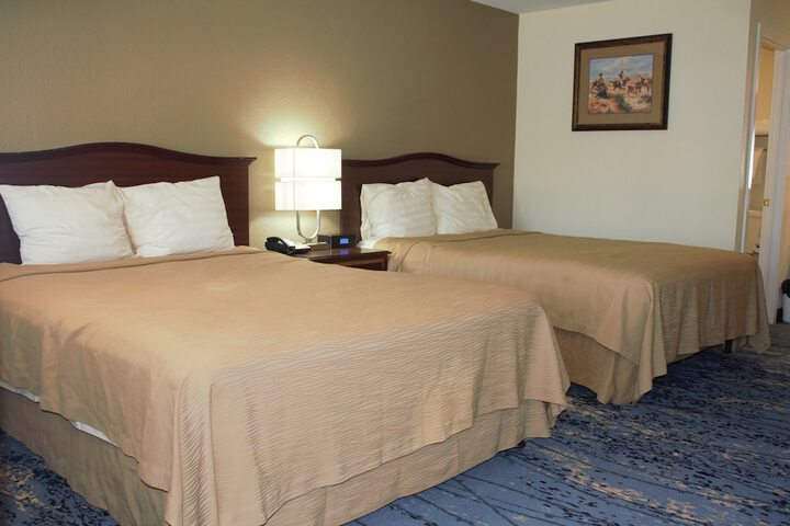 Room 8 of 24