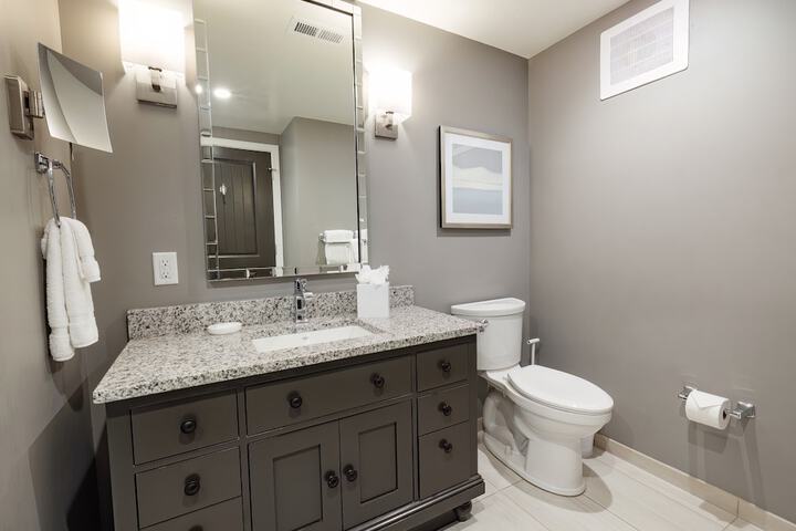 Room 15 of 22