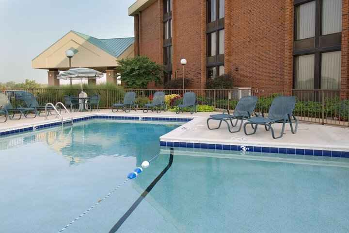 Pool 5 of 49
