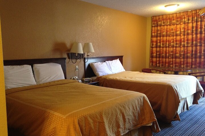 Room 35 of 39