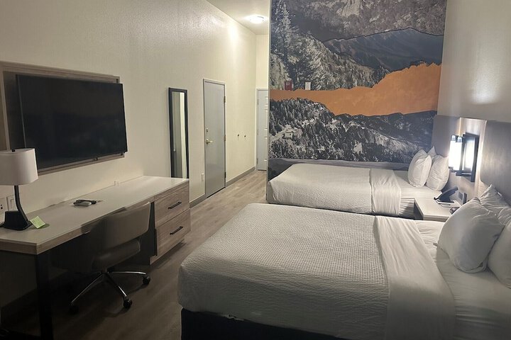 Room 61 of 76