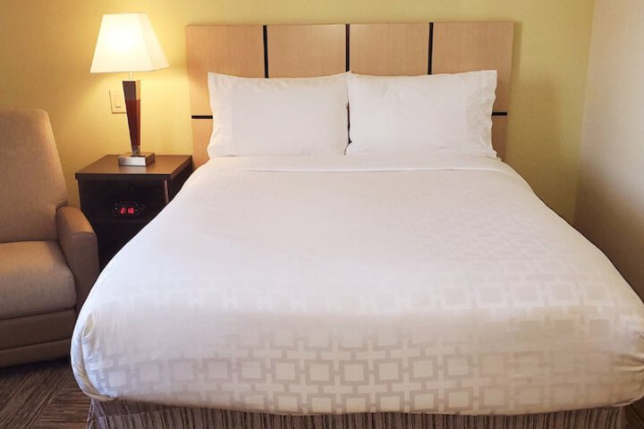 Room 18 of 31