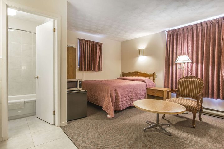 Room 20 of 48