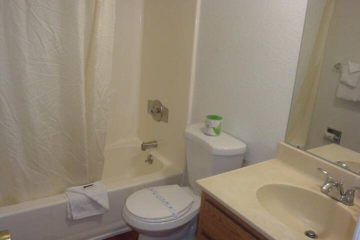 Room 38 of 41