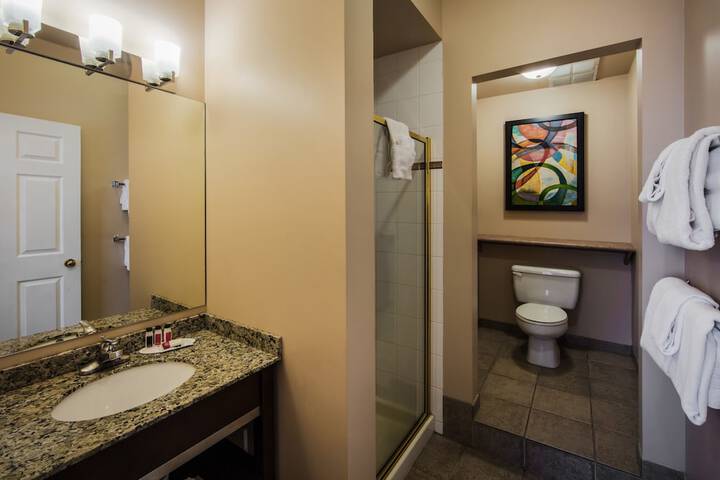 Room 30 of 50