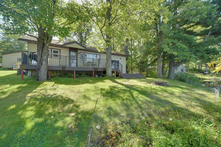 Pet Friendly - Rice Lake Home w / Private Dock!