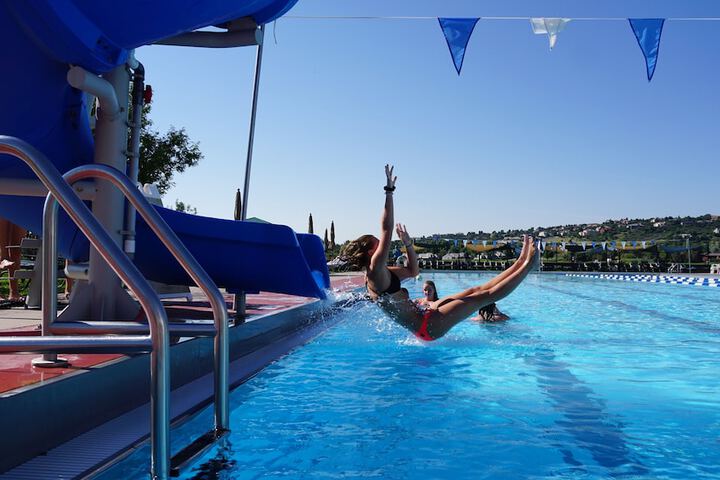 Pool 21 of 134