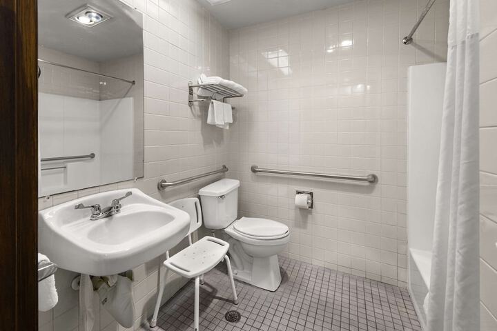 Room 12 of 31