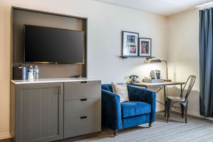 Room 20 of 47