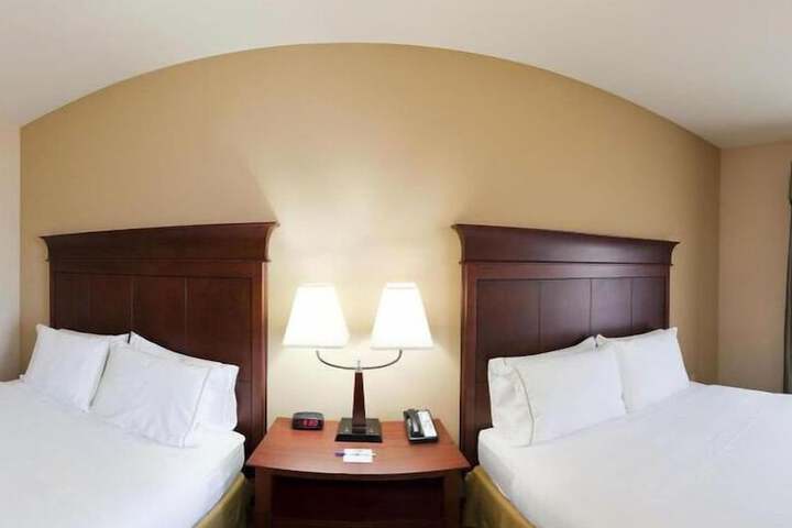 Room 12 of 24