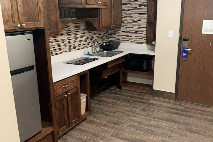 Comfort Suites West Monroe near Ike Hamilton Expo Center