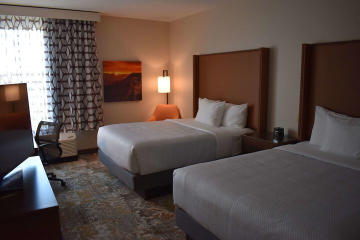 Room 22 of 33