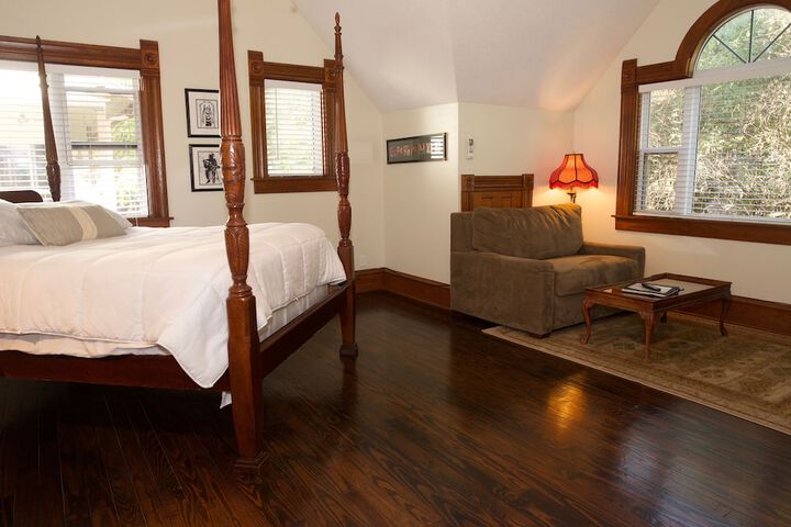Room 14 of 34
