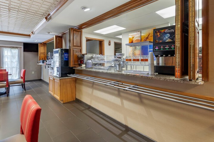 Comfort Suites Marquette