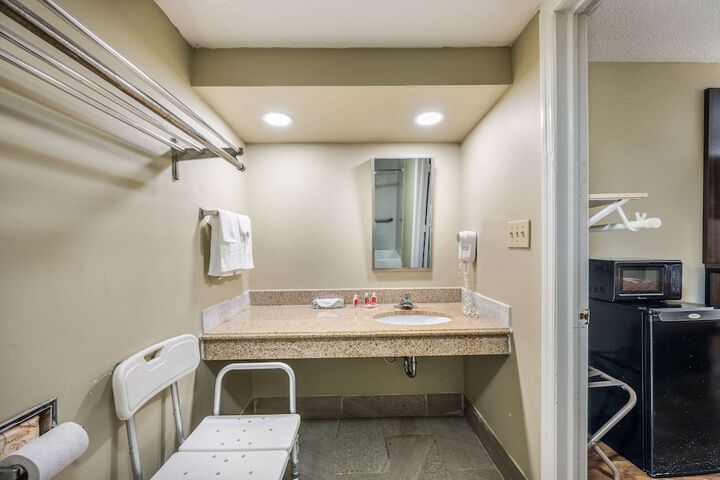 Room 17 of 45