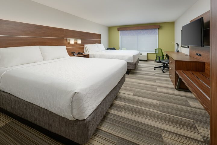 Holiday Inn Express Hotel & Suites Tullahoma by IHG