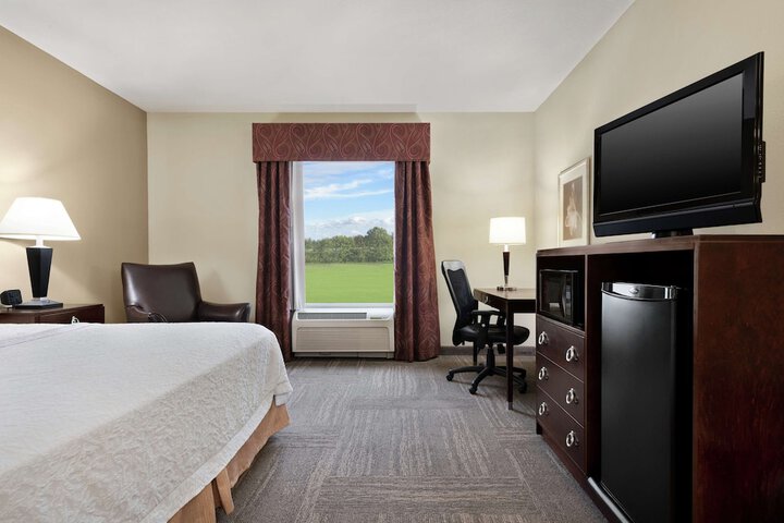 Room 8 of 38