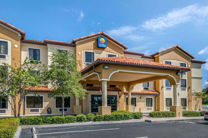 Hotel 5 of 60