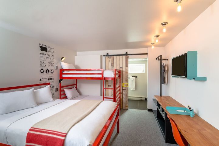 Room 32 of 56