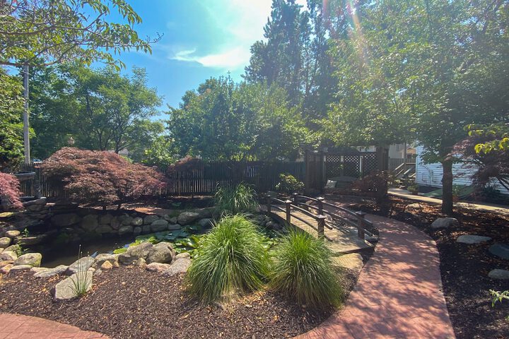 Rosemont Inn Resort B & B