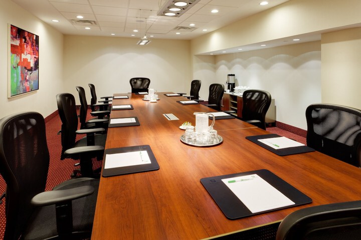 Holiday Inn Toronto Downtown Centre by IHG