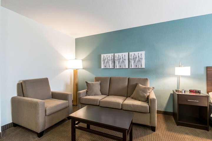 Room 20 of 34