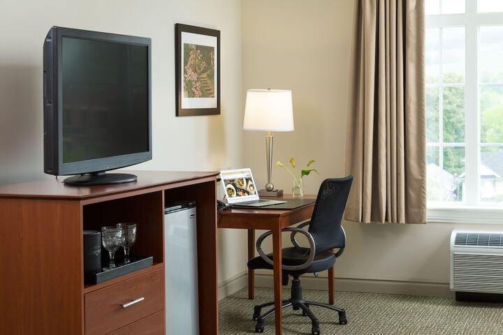 Room 13 of 48