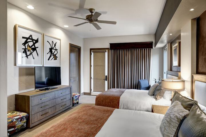 Room 41 of 116