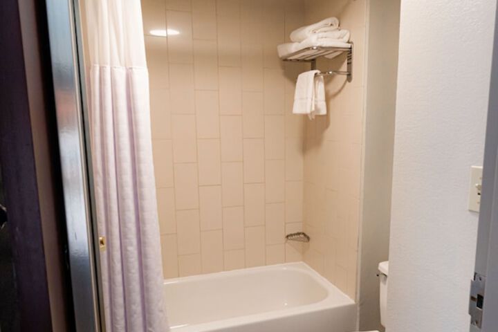 Room 30 of 67