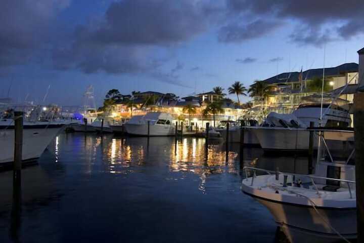 Pirates Cove Resort & Marina