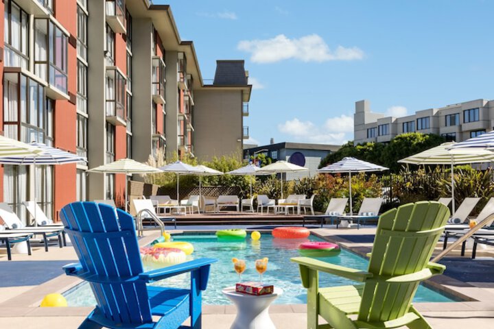 Hotel Caza